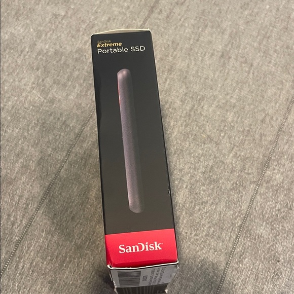 San Disk portable SSD - Picture 2 of 7